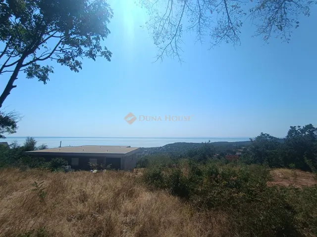 Eladó telek Balatonalmádi 921 nm