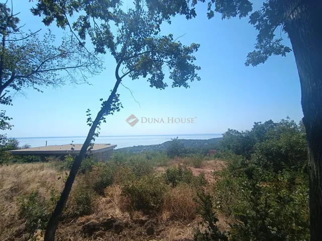 Eladó telek Balatonalmádi 921 nm