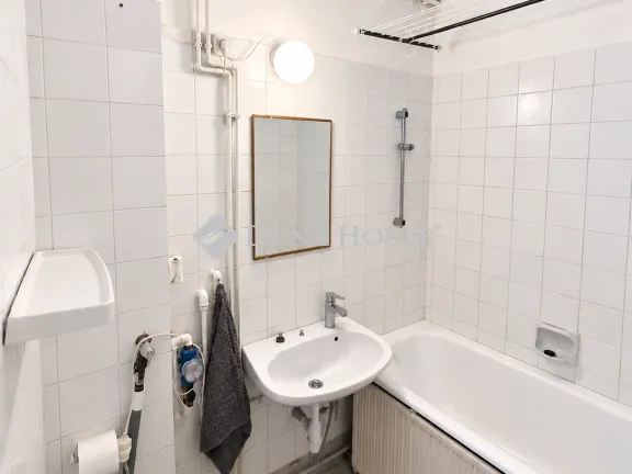 Eladó lakás Veszprém 24 nm