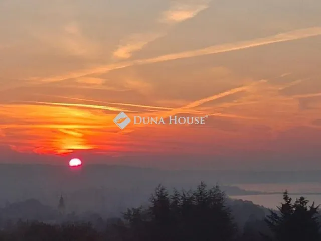 Eladó telek Balatonkenese, Vízmű köz 720 nm