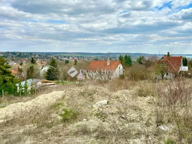 Eladó telek Balatonkenese, Vízmű köz 720 nm
