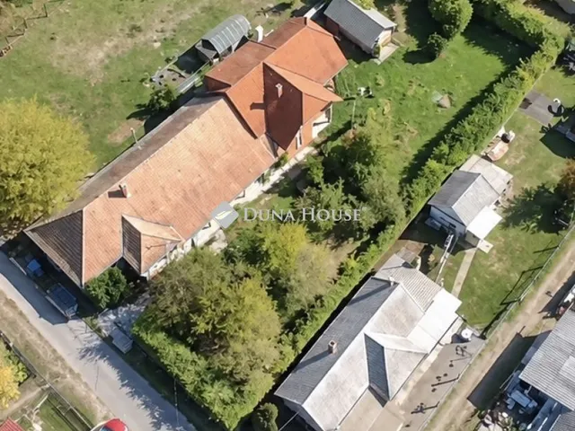 Eladó ház Balatonfenyves 151 nm