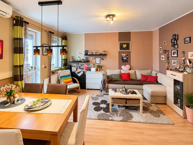 Eladó lakás Veszprém 72 nm