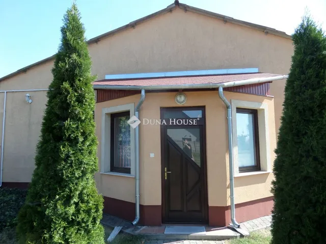Eladó ház Orosháza 185 nm