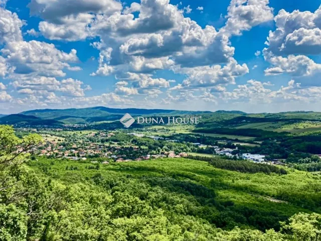 Eladó telek Piliscsaba 692 nm