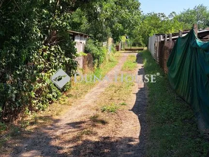 Eladó telek Gyál 847 nm