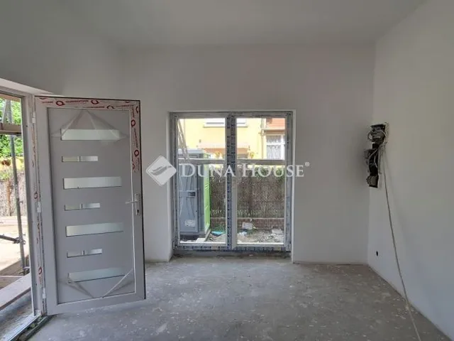 Eladó lakás Budapest XV. kerület 101 nm