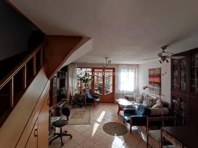 Eladó lakás Budapest XVIII. kerület 90 nm