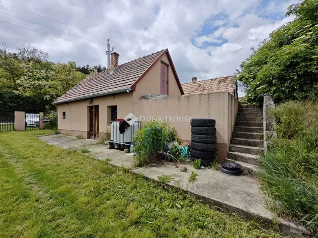 Eladó telek Tát 3196 nm