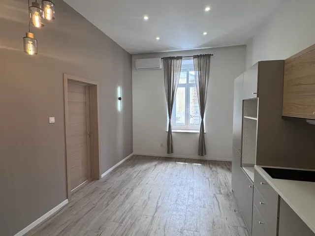 Eladó lakás Budapest VII. kerület 38 nm