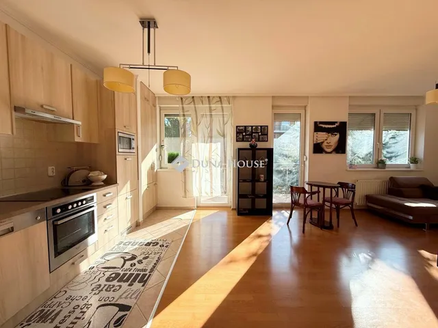 Eladó lakás Budapest X. kerület 71 nm