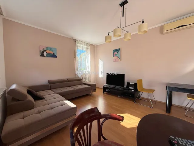 Eladó lakás Budapest X. kerület 71 nm