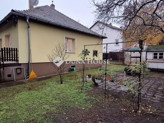 Eladó ház Budapest XVIII. kerület 122 nm