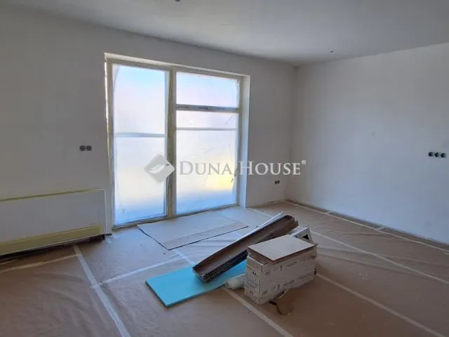 Eladó lakás Budapest XVIII. kerület 77 nm