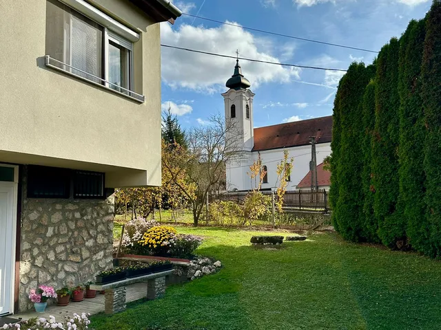 Eladó ház Bakonybél 211 nm