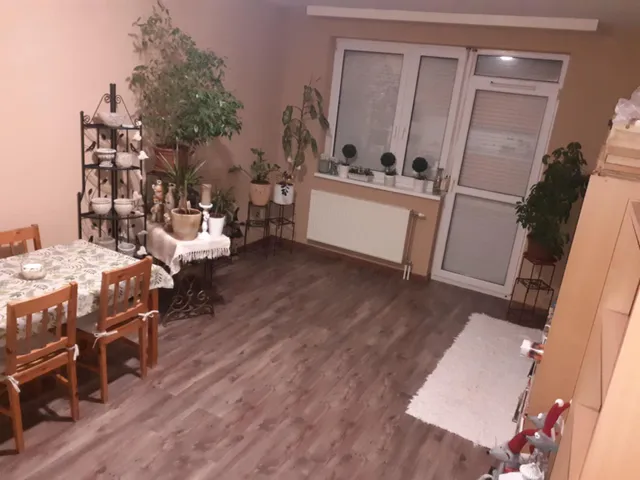 Eladó lakás Veszprém, Bakonyalja 47 nm