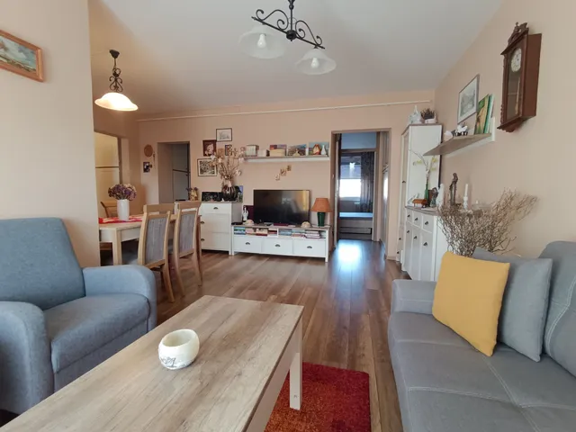 Eladó lakás Veszprém, Egry József utcai lakótelep 68 nm