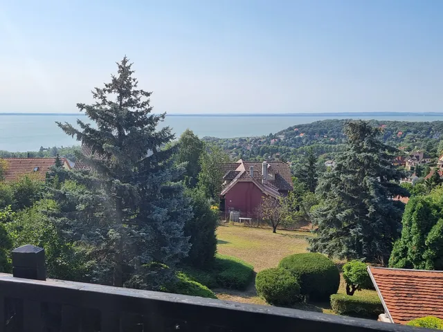 Eladó ház Balatonalmádi, Öreghegy 145 nm