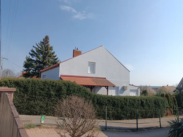 Eladó ház Balatonalmádi, Vörösberény 206 nm