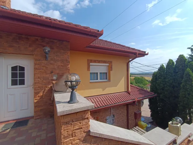 Eladó ház Litér 150 nm