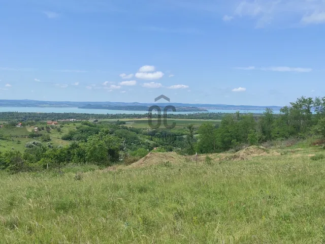 Eladó telek Kőröshegy 1606 nm