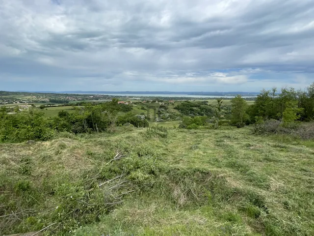 Eladó telek Kőröshegy 1606 nm