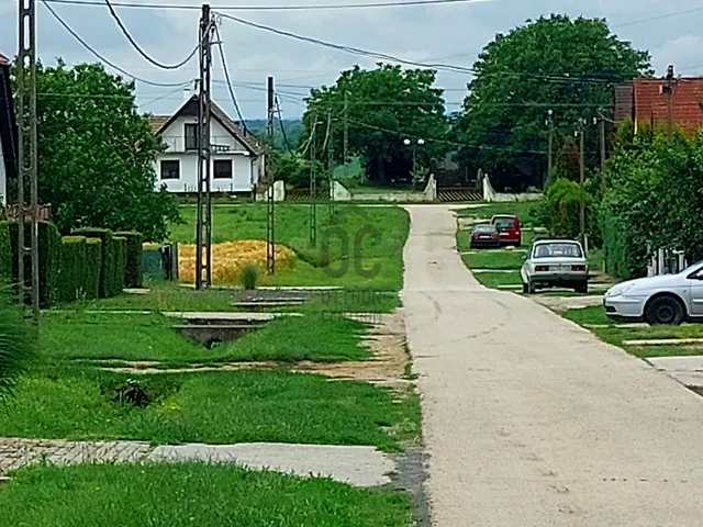 Eladó telek Lengyeltóti 1317 nm