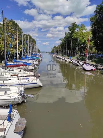 Eladó telek Balatonmáriafürdő 786 nm