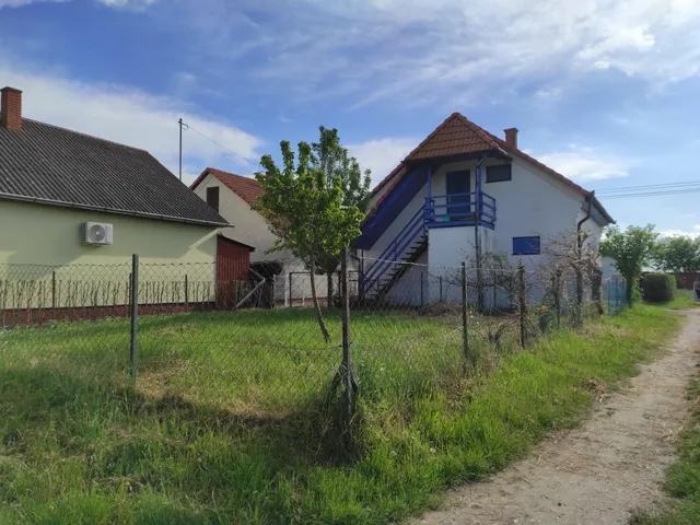 Eladó üdülő és hétvégi ház Buzsák 104 nm