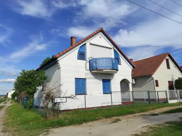 Eladó üdülő és hétvégi ház Buzsák 104 nm