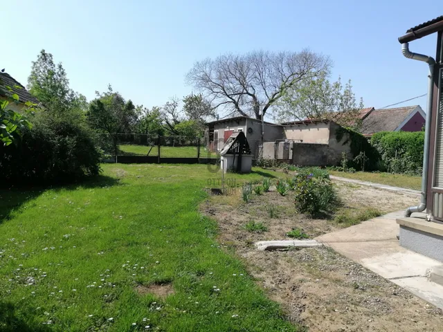 Eladó ház Kéthely 74 nm