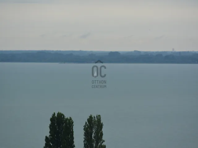 Eladó telek Balatongyörök 1208 nm