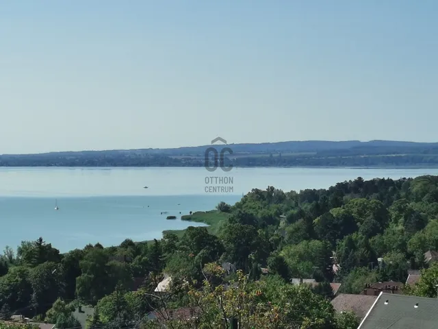 Eladó telek Balatongyörök 1208 nm