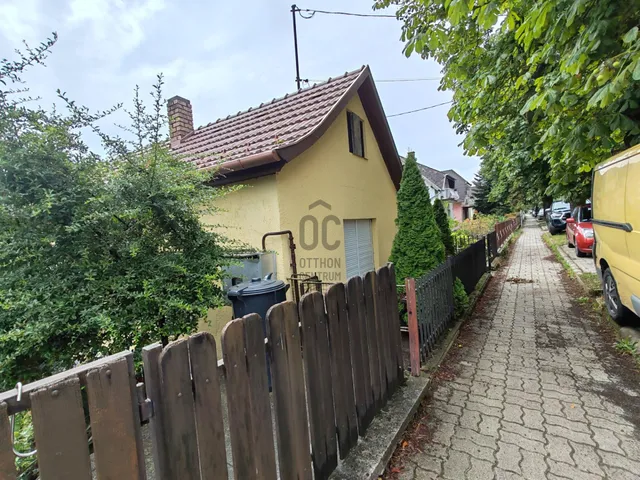 Eladó üdülő és hétvégi ház Hévíz 100 nm