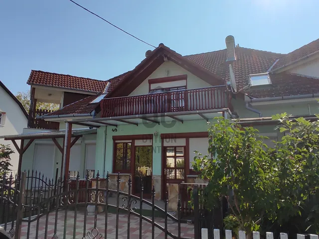 Eladó üdülő és hétvégi ház Balatonmáriafürdő 120 nm