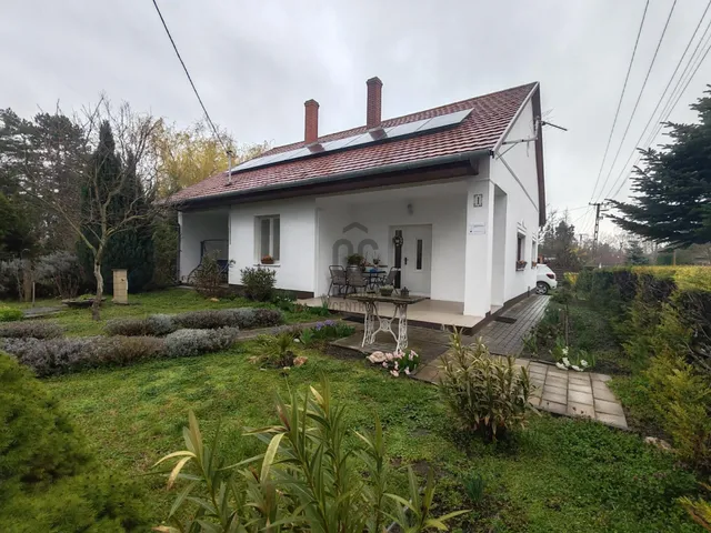 Eladó üdülő és hétvégi ház Balatonfenyves 95 nm