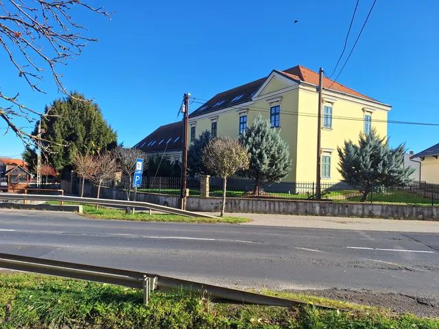 Eladó ház Kéthely 850 nm