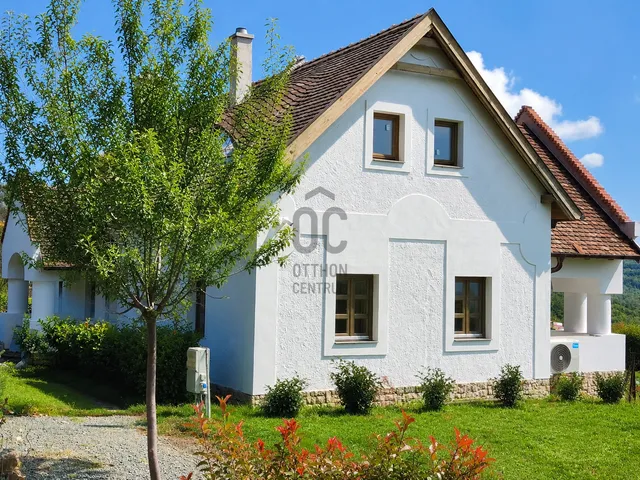 Eladó ház Óbudavár 200 nm