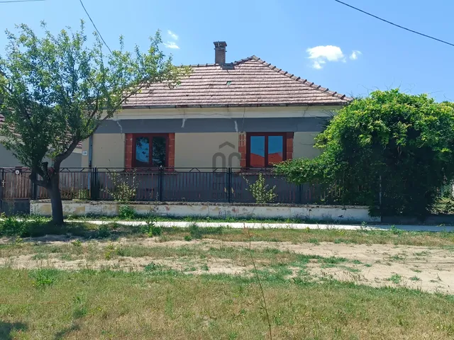 Eladó ház Sávoly 109 nm