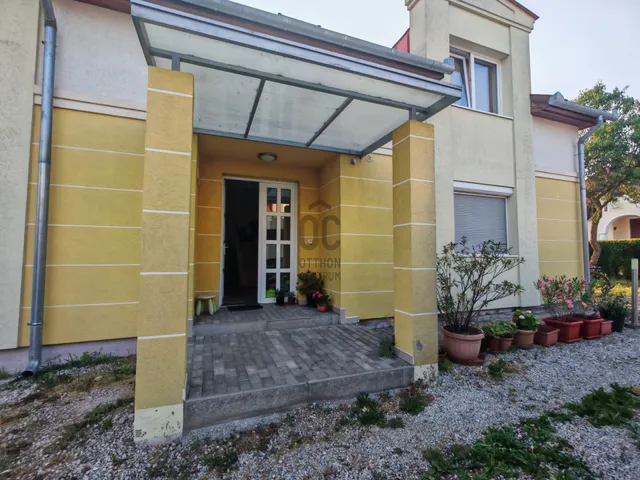Eladó üdülő és hétvégi ház Vonyarcvashegy 58 nm