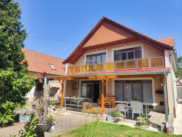 Eladó üdülő és hétvégi ház Keszthely 88 nm