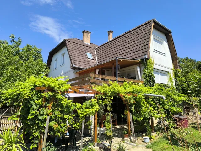 Eladó ház Balatongyörök 200 nm