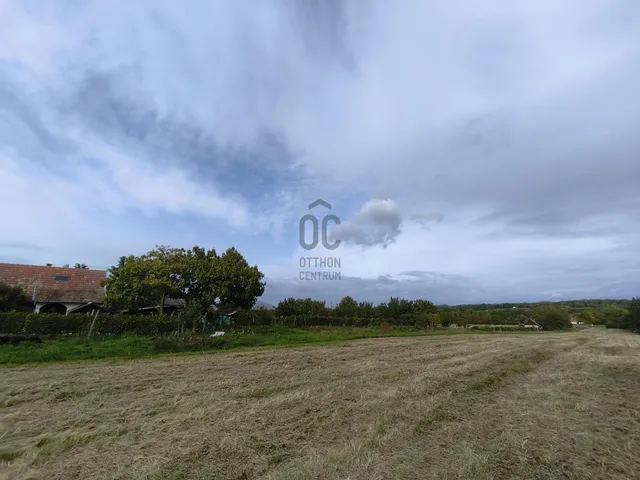 Eladó telek Balatonberény 4063 nm