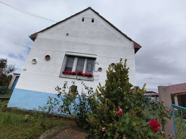 Eladó ház Vése 65 nm