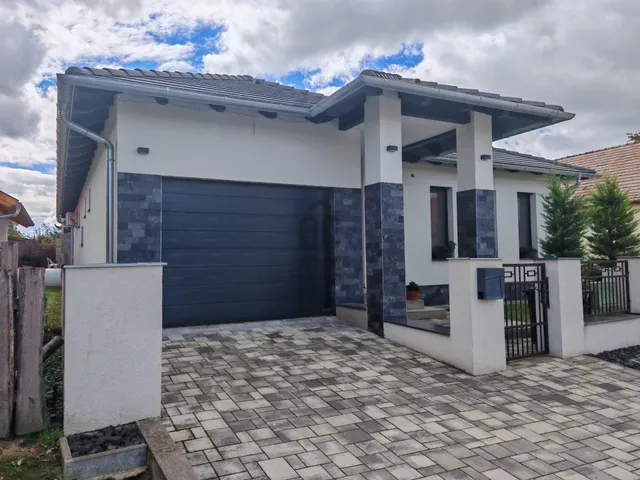 Eladó ház Balatonszentgyörgy 147 nm