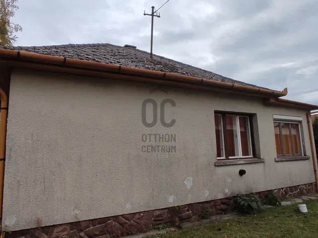 Eladó üdülő és hétvégi ház Balatonfenyves 55 nm