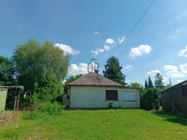 Eladó nyaraló Balatonfenyves 55 nm