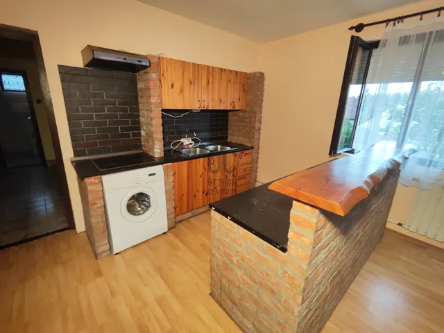 Eladó ház Alsópáhok 259 nm