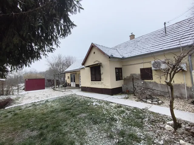 Eladó ház Kéthely 72 nm