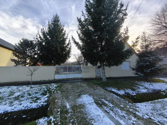 Eladó ház Kéthely 72 nm